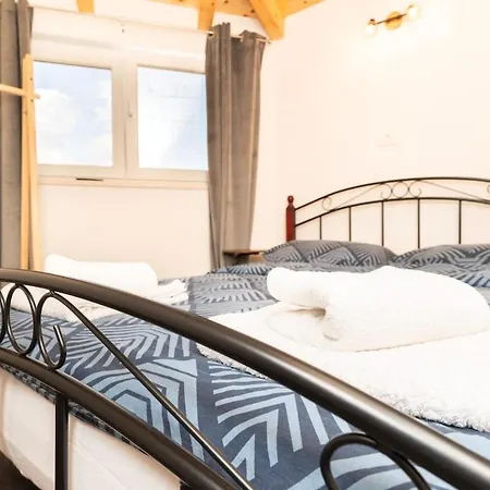 Casa De Hijos - Spacious 5 アパート *