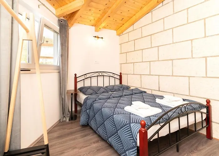 Casa De Hijos - Spacious 5 Appartement Cavtat