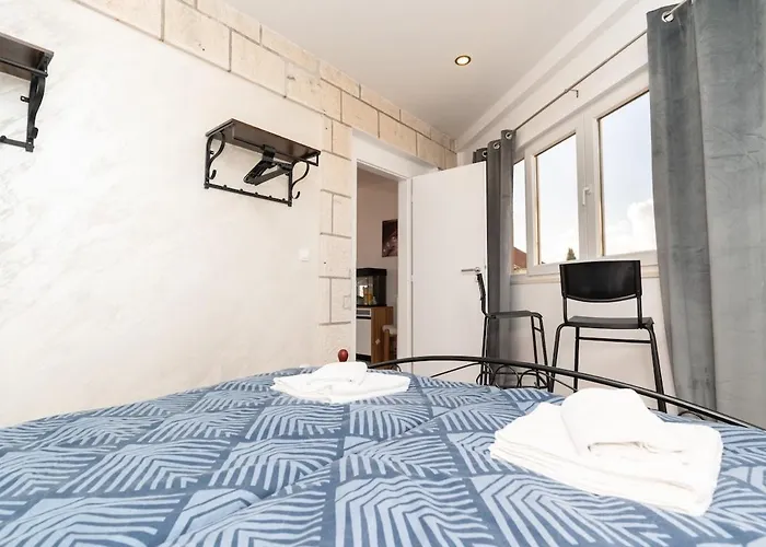 Casa De Hijos - Spacious 5 Appartement Cavtat